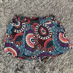 Vestique Small Multi-color Geometric Shorts